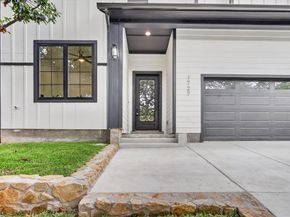 1727  Ramsey  , Dallas Texas 75216