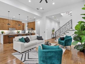 1727  Ramsey  , Dallas Texas 75216
