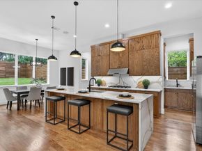 1727  Ramsey  , Dallas Texas 75216