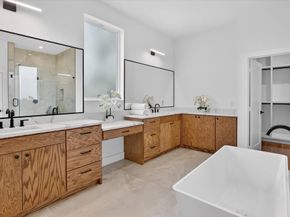1727  Ramsey  , Dallas Texas 75216