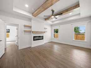 1004 W Broadus Avenue , Fort Worth Texas 76115