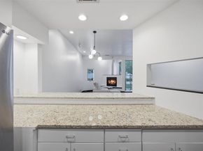 4241  Buena Vista Street  2, Dallas Texas 75205