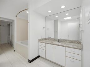 4241  Buena Vista Street  2, Dallas Texas 75205