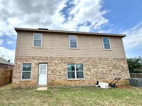 1100  Port Way , Crowley Texas 76036