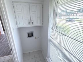 1521  Leicester Street , Garland Texas 75044