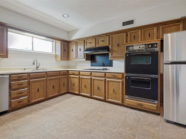 6211  Bandera Avenue  D, Dallas Texas 75225