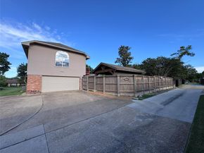 3303  Canyon Creek Drive , Richardson Texas 75080