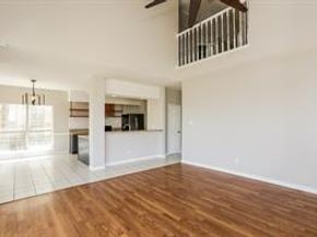 813  Lionel Way , Fort Worth Texas 76108