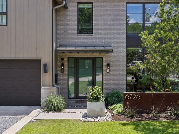 6726  Lake Circle Drive , Dallas Texas 75214