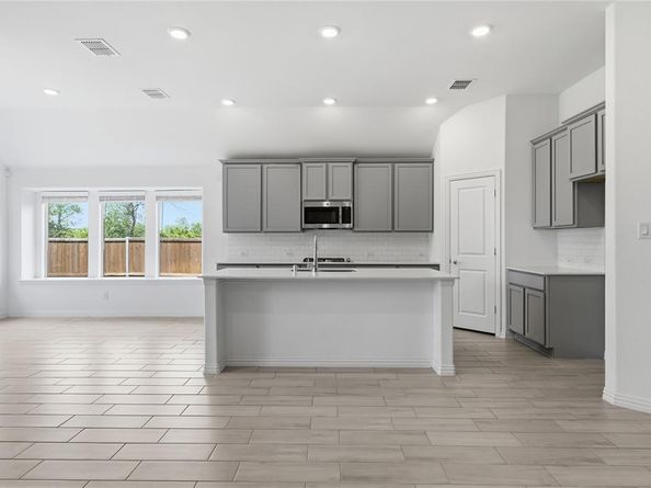 5325  Riverwalk Parkway , Garland Texas 75040