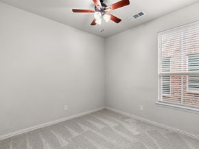 921  Montgomery Way , Lantana Texas 76226
