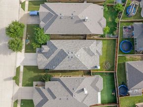 921  Montgomery Way , Lantana Texas 76226