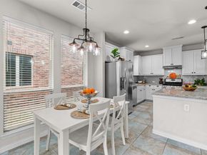 921  Montgomery Way , Lantana Texas 76226