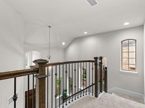 921  Montgomery Way , Lantana Texas 76226