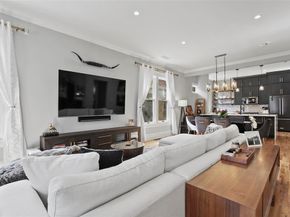 4617  Sycamore Street , Dallas Texas 75204