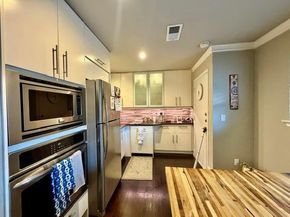 4219  Avondale Avenue  215, Dallas Texas 75219