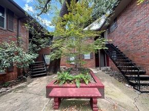 4219  Avondale Avenue  215, Dallas Texas 75219