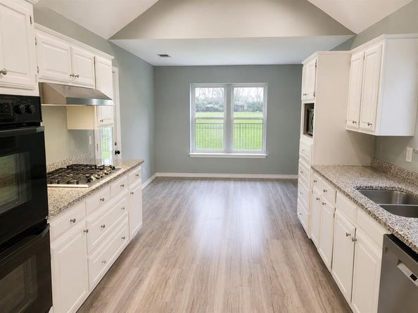 2806  Laurel Oaks Drive , Garland Texas 75044