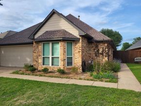2806  Laurel Oaks Drive , Garland Texas 75044