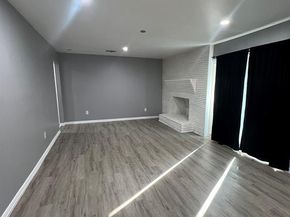 2419 N Prairie Creek Road , Dallas Texas 75227