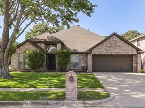 1718  Falcon Drive , Corinth Texas 76210