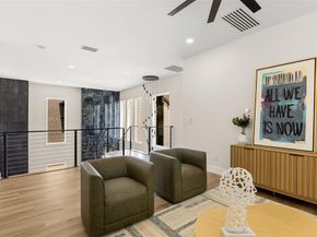 1407  Pueblo Street , Dallas Texas 75212