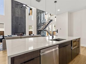 1407  Pueblo Street , Dallas Texas 75212