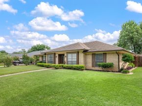 4306  Three Oaks Drive , Arlington Texas 76016