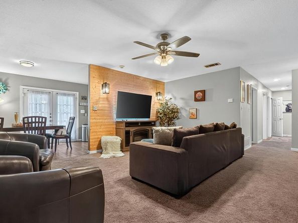 1200 E Georgian Road , Saginaw Texas 76179