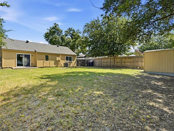 3812  Bigleaf Lane , Fort Worth Texas 76137