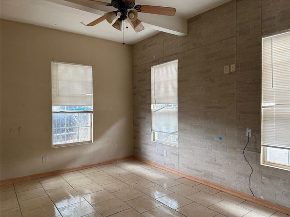 3300 N Pecan Street , Fort Worth Texas 76106