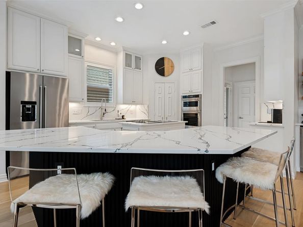 4035  Wembley Terrace , Dallas Texas 75220