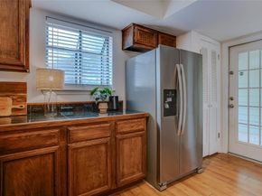 714 W Canty Street , Dallas Texas 75208