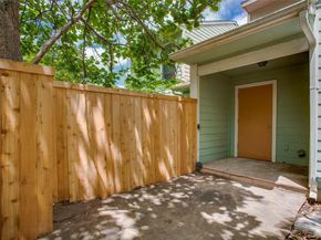 714 W Canty Street , Dallas Texas 75208