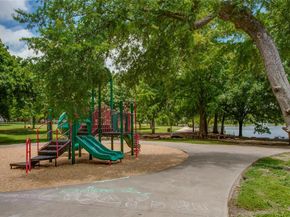 714 W Canty Street , Dallas Texas 75208