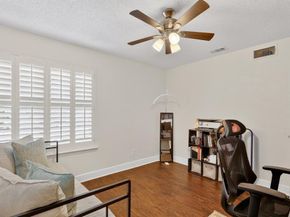 7175  Fair Oaks Avenue  55, Dallas Texas 75231