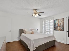7175  Fair Oaks Avenue  55, Dallas Texas 75231