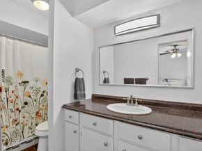 7175  Fair Oaks Avenue  55, Dallas Texas 75231