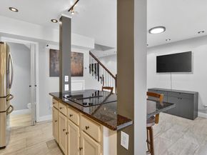 7175  Fair Oaks Avenue  55, Dallas Texas 75231