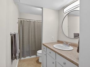 7175  Fair Oaks Avenue  55, Dallas Texas 75231