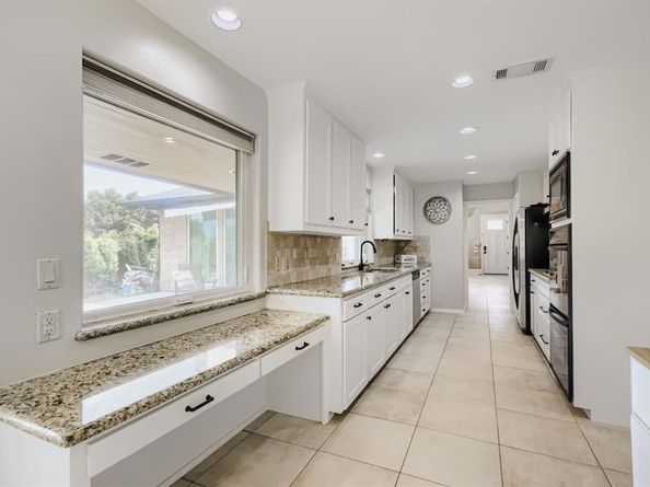 6033  Daven Oaks Drive , Dallas Texas 75248