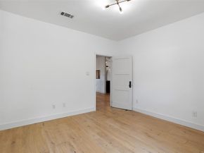 5616  Preston Oaks Road  1601, Dallas Texas 75254