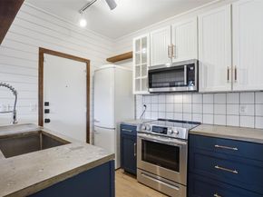 5616  Preston Oaks Road  1601, Dallas Texas 75254