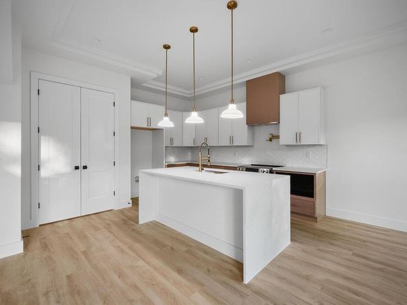 345  Bonnie View Road , Dallas Texas 75203