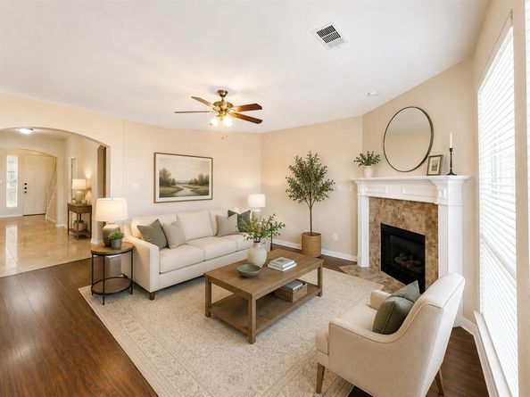 4633  Poppy Hills Drive , Frisco Texas 75035