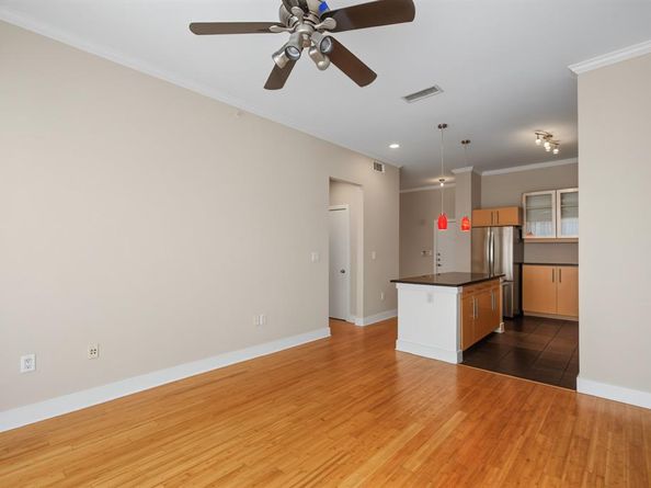4414  Cedar Springs Road  310, Dallas Texas 75219