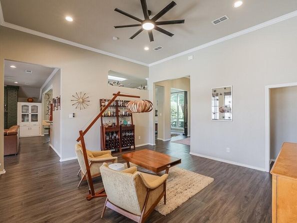807  Muirfield Drive , Mansfield Texas 76063