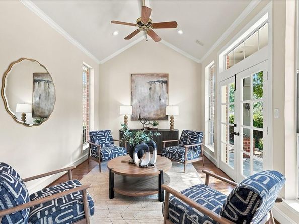 2104  Sutton Place , Plano Texas 75093
