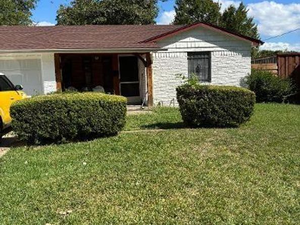 9051  Woodshore Circle , Dallas Texas 75243