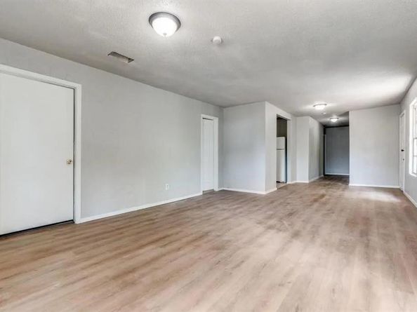 4404  Colonial Avenue , Dallas Texas 75215